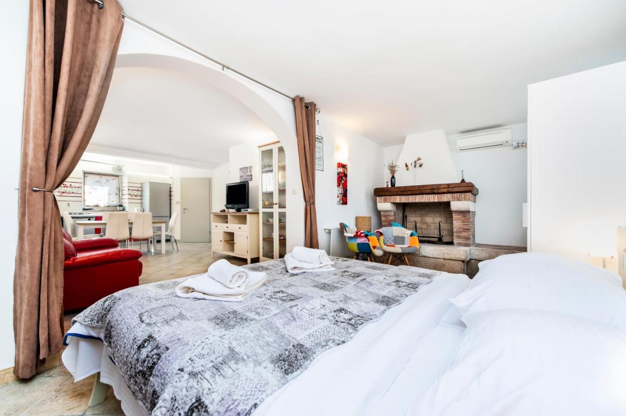 Dolce Studio Apartmani Rovinj Exterior photo